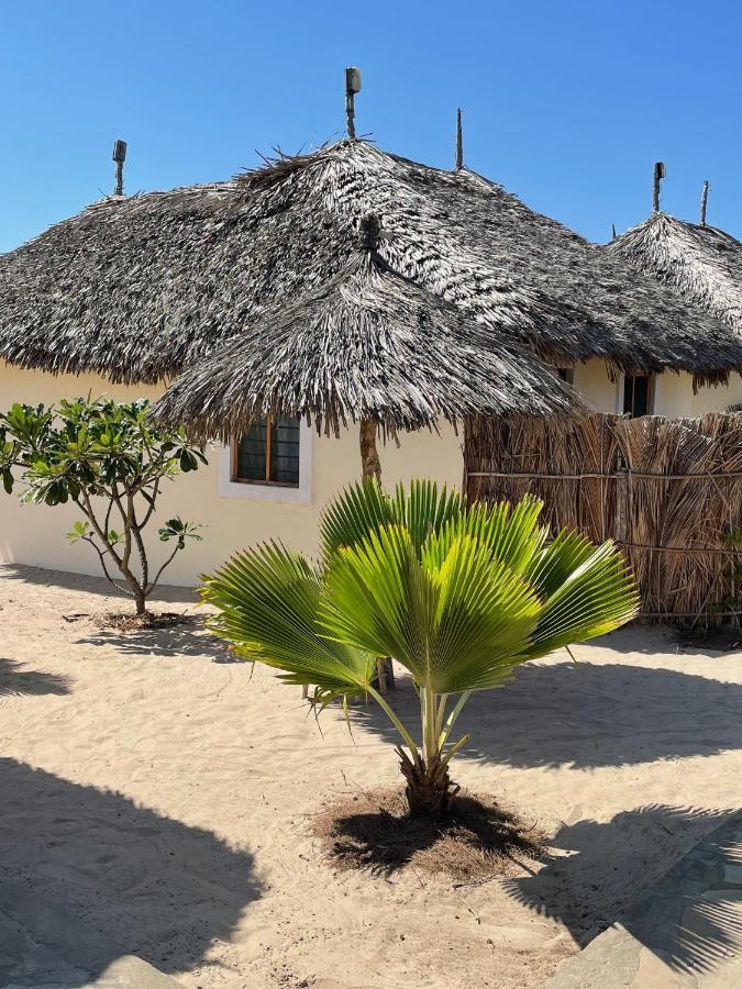 Mambrui Golden Beach Bar And Cottages Extérieur photo